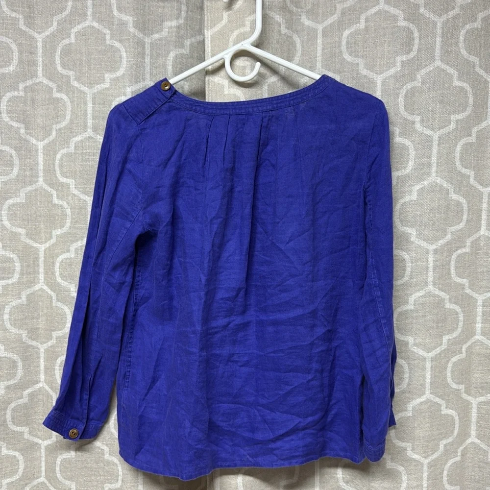 J. Crew Blue linen Pleated Blouse size small long sleeve scoop neck sz 2